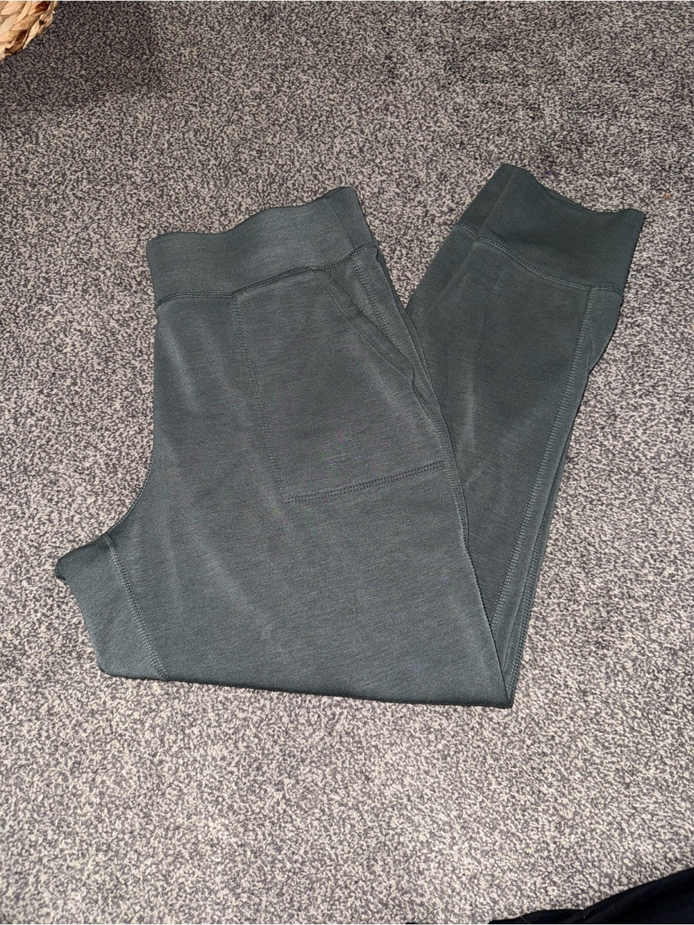 Gaiam Women’s Sage Green High Rise Yoga Pants Stretch Activewear Joggers Medium